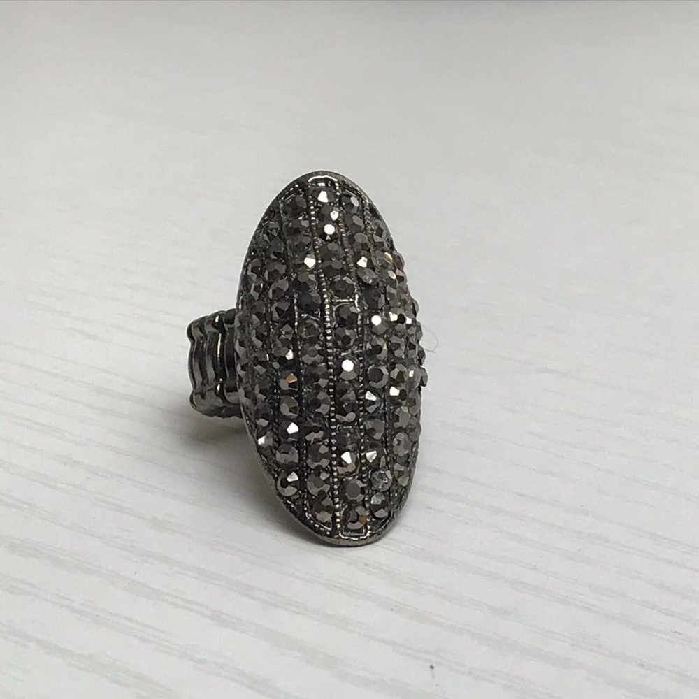 Dark Rhinestone Cocktail Large Ring